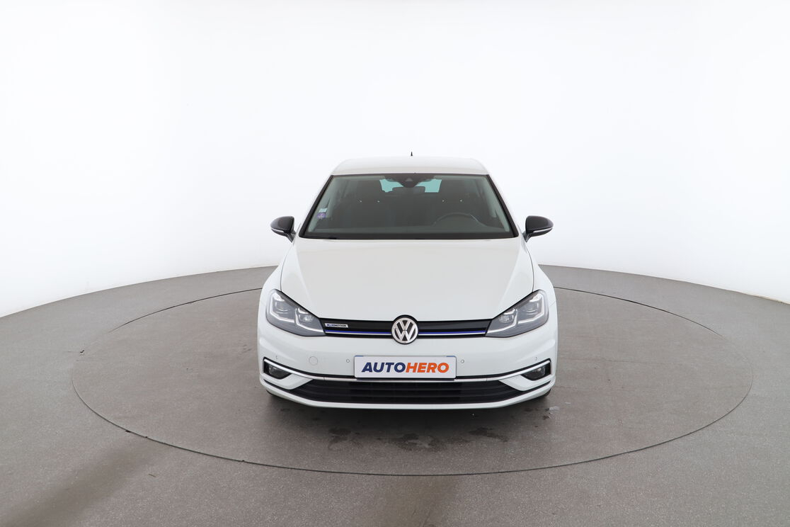 Volkswagen Golf VII 1.5 TSI EVO IQ.Drive DSG7 — photo 8
