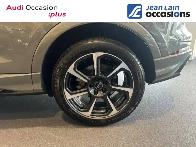 Audi Q3 45 tfsie 245 ch s tronic 6 — photo 9