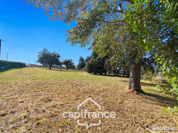 Terrain 2 778 m² Bonneveau