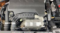 Peugeot 2008 1.2 PureTech 130ch S&S Allure Pack — photo 20