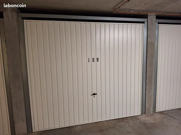 Garage à louer