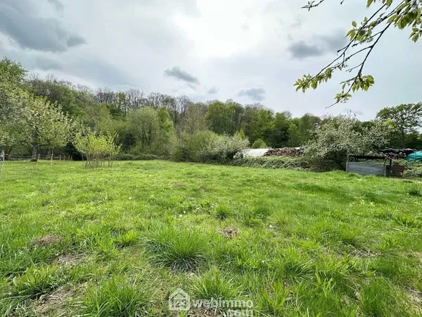Terrain 1021 m²