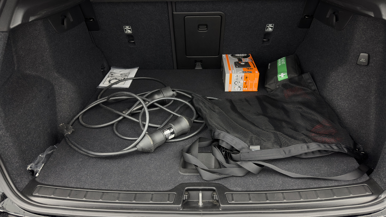 Volvo XC40 T5 Recharge 180+82 ch DCT7 — photo 40