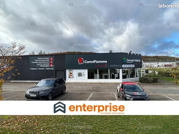 Local commercial 780 m²