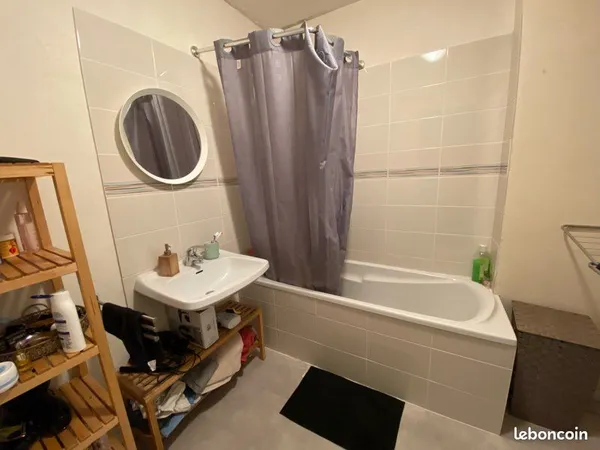 Chambre en colocation proche Alma