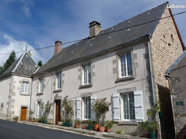 Belle Propriété avec Parc Arboré et Dépendances Beautiful Property with Park and Outbuildings