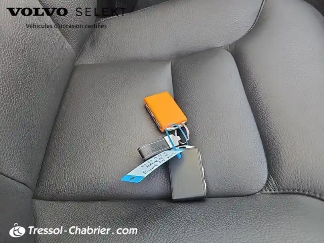 Volvo Xc60 t6 recharge awd 253 ch + 87 ch geartronic 8 inscription — photo 27
