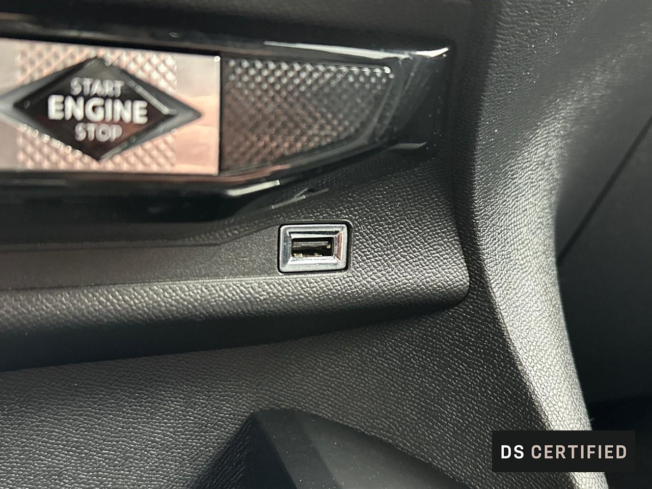 Ds Ds 3 crossback puretech 130 eat8 faubourg — photo 30