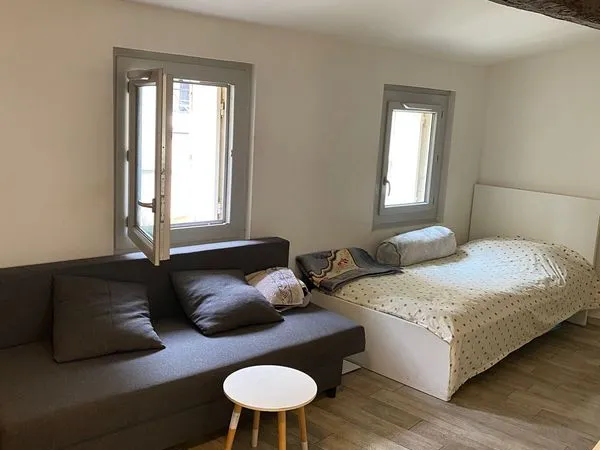 T2 40 m2 quartier recherché de l'Ecusson Montpellier centre