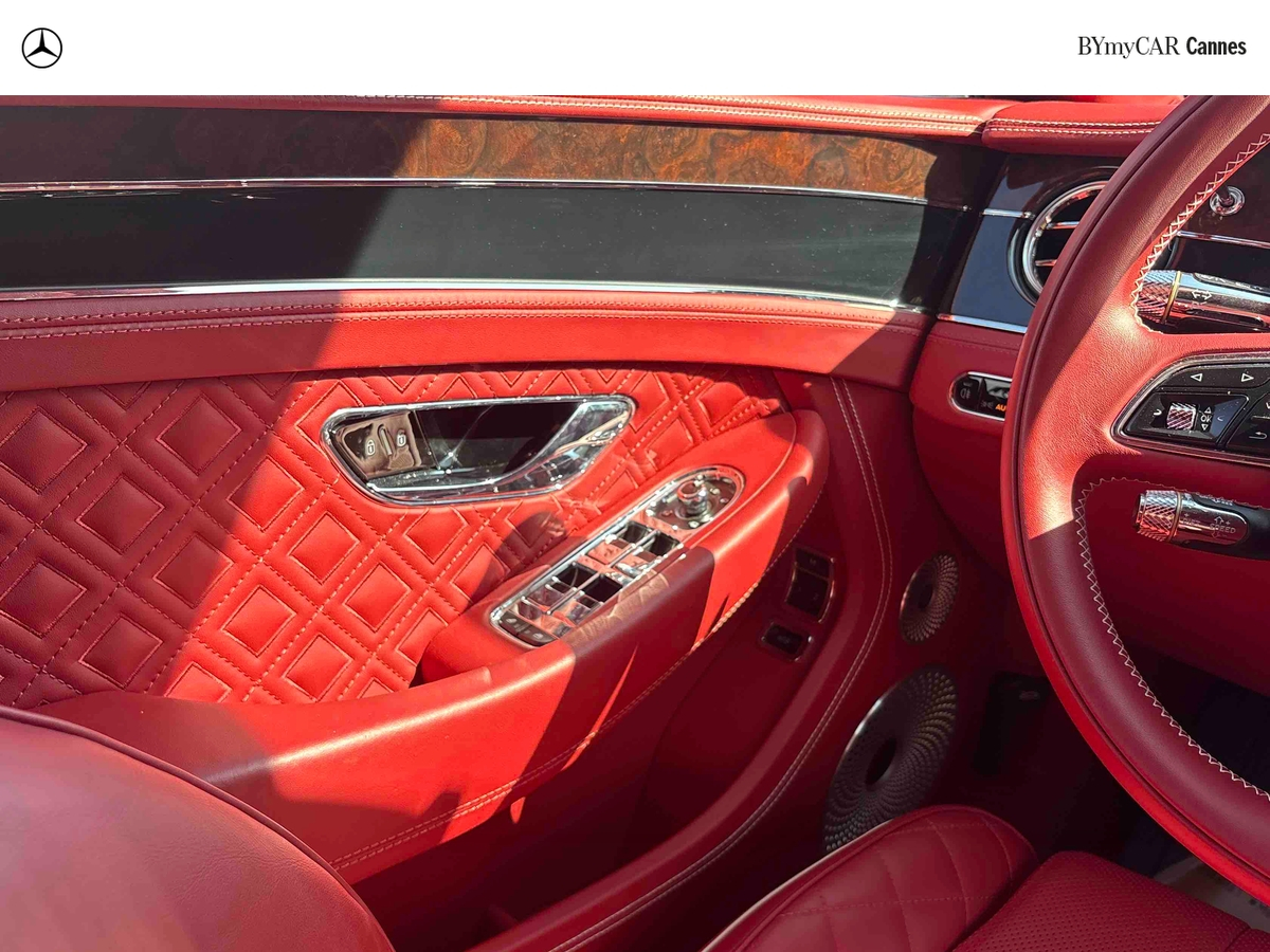 Bentley Continental GTC V8 4.0 550 ch BVA — photo 17