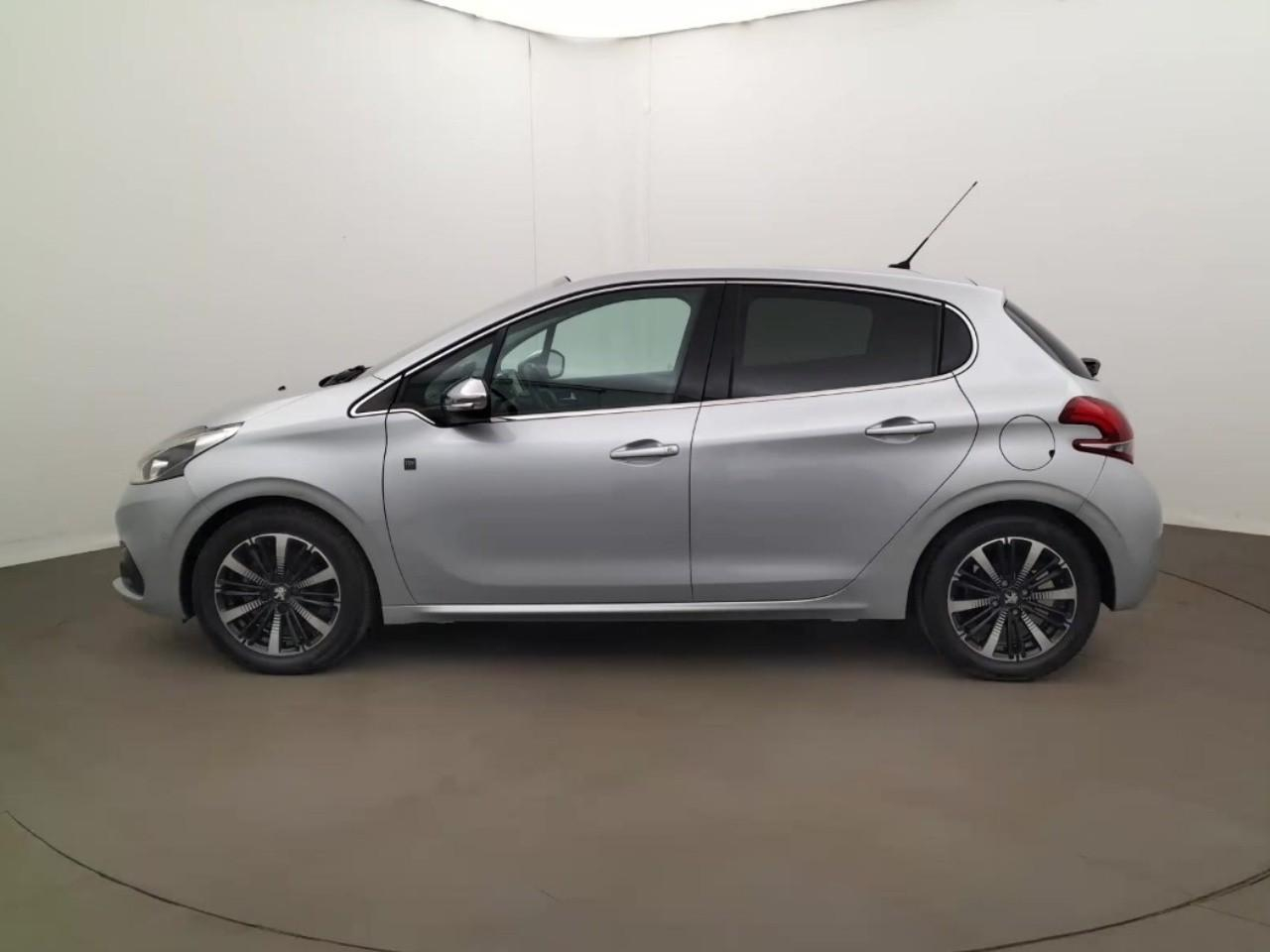 Peugeot 208 puretech 82ch s&s bvm5 tech edition — photo 2
