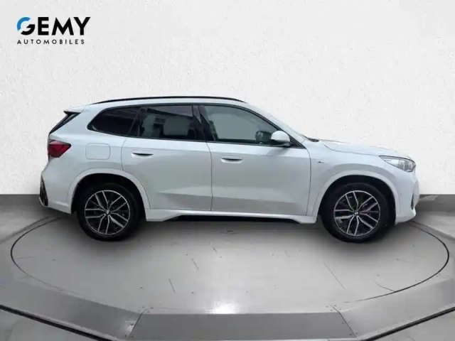 Bmw X1 sdrive 18i 136ch dkg7 — photo 4