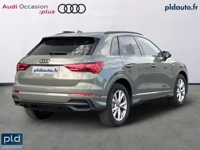 Audi Q3 35 tfsi 150 ch s tronic 7 — photo 5