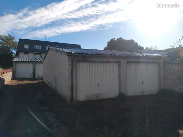 Garages / box /parking