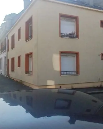 Vends petit Immeuble 3 logts proche centre ville
