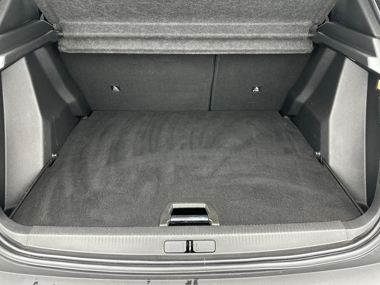 Peugeot 2008 puretech 130 s&s bvm6 gt — photo 6