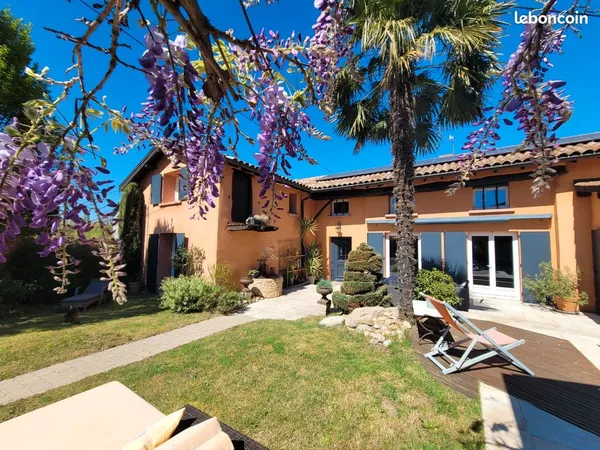 Maison 240m2-4 Chambres-Piscine-Terrain 653m2