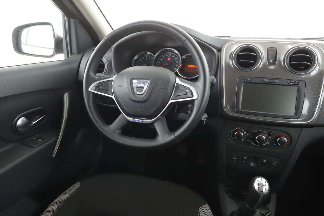 Dacia Sandero Stepway 1.5 dCi Blue — photo 12