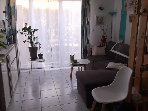 Appartement 2 pièces 43 m² Rdc avec jardin