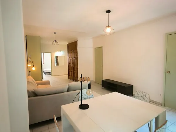 Appartement meublé 67m² idéalement situé en plein coeur de Marseille - La Canebière