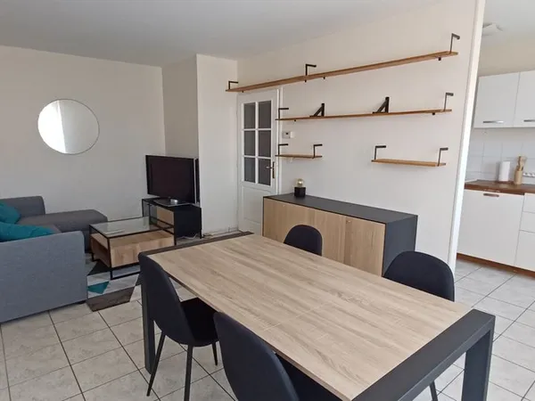 Appartement meublé 48 m² - Croix-Rousse - 1b rue Bournes
