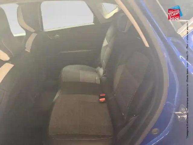 Renault Captur 1.5 blue dci 115ch intens edc — photo 11