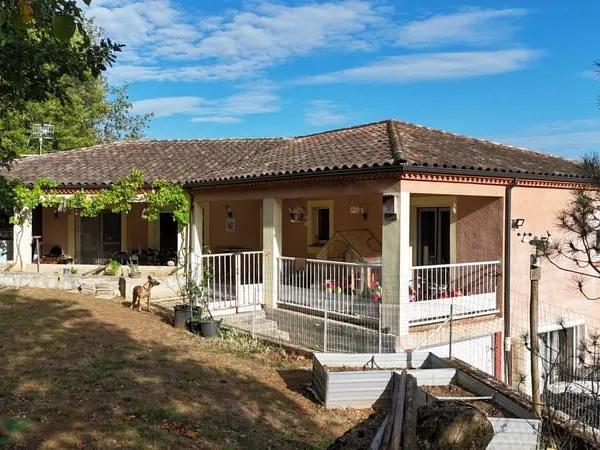 MAISON à BOISSIERES, 196 m² 4 chambres, garages, jardin, secte