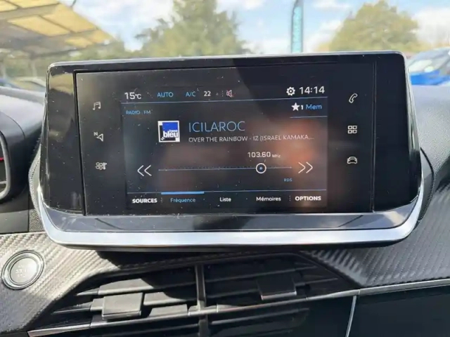 Peugeot 2008 puretech 100 s&amp;s bvm6 — photo 19