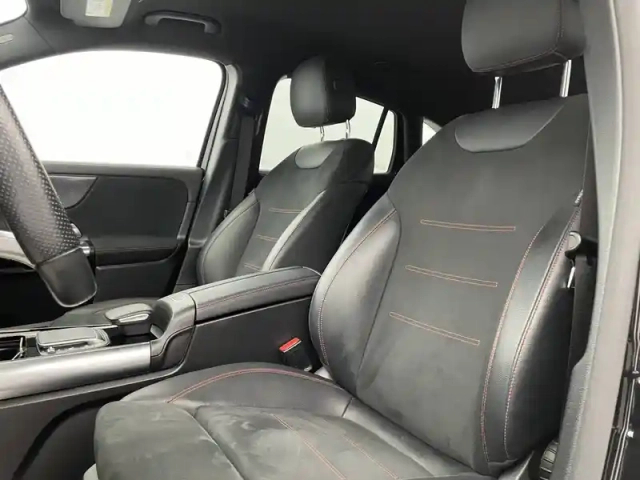 Mercedes Gla 250 e 8g-dct — photo 15