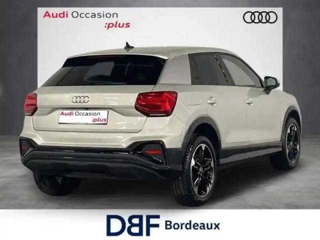 Audi Q2 35 tfsi 150 s tronic 7 s line — photo 5