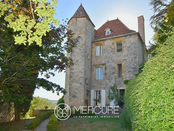 Petit Château Fin XVè - Vue Exceptionnelle