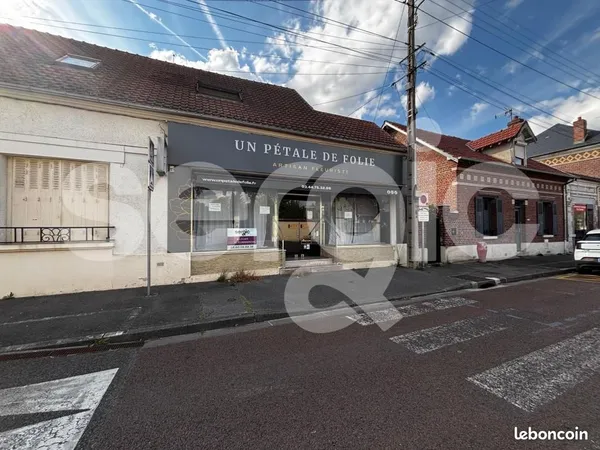 Local commercial 70 m²