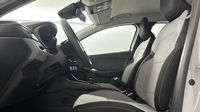 Renault Clio 1.5 dCi 100ch Evolution - 25 — photo 12