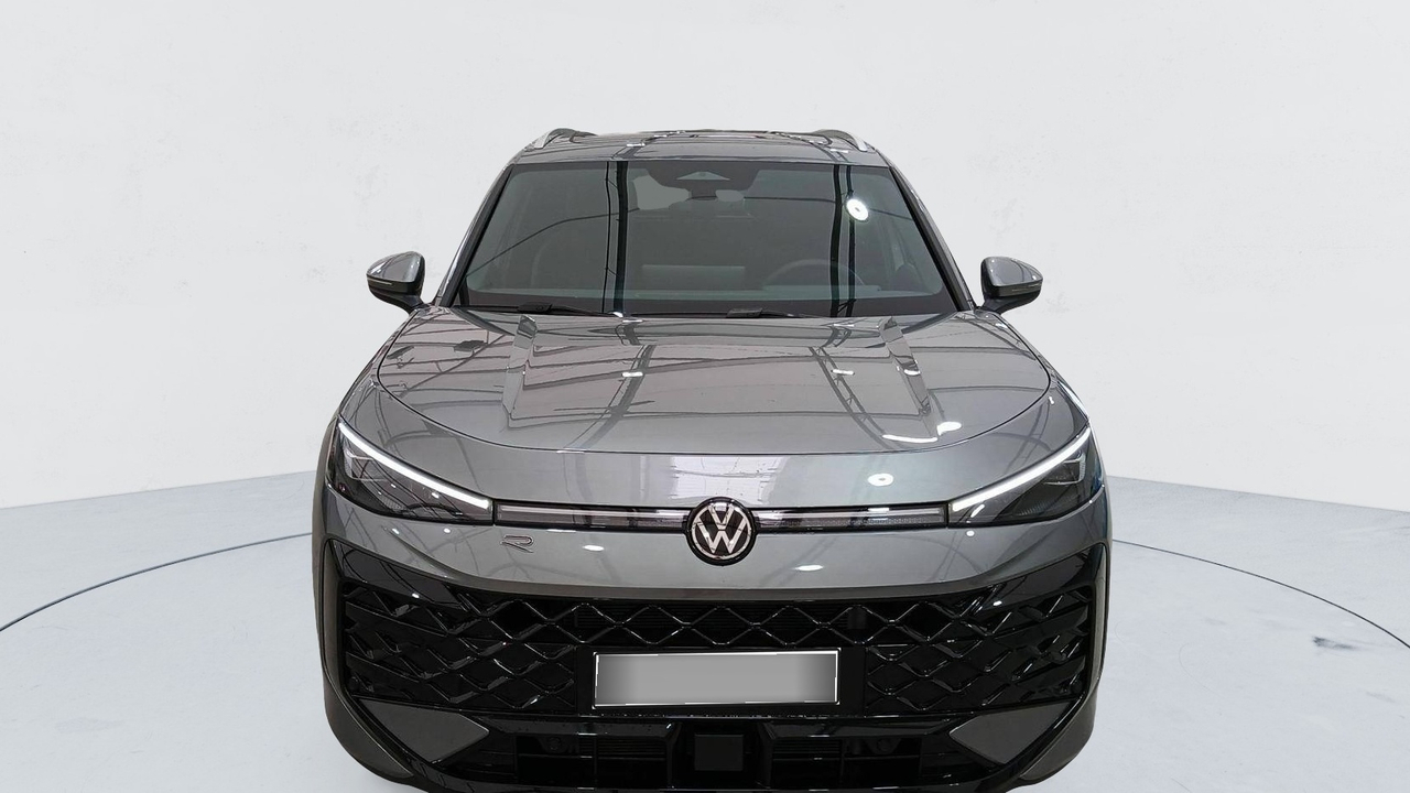 Volkswagen T-Roc — photo 9