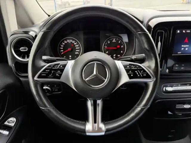Mercedes Vito 119 cdi 4x4 fourgon long pro — photo 14