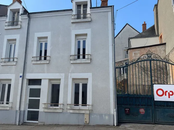 Bureau 270 m²