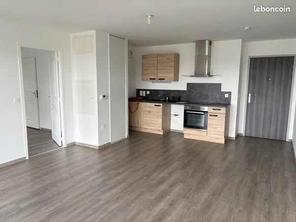 Loue appartement T2 avec balcon