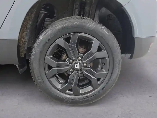 Dacia Duster tce 150 fap 4x2 edc — photo 29