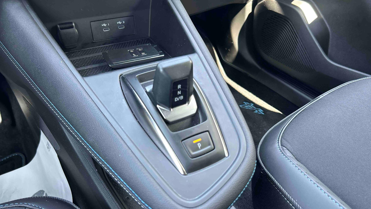 Renault Captur E-Tech full hybrid 160 ch — photo 22