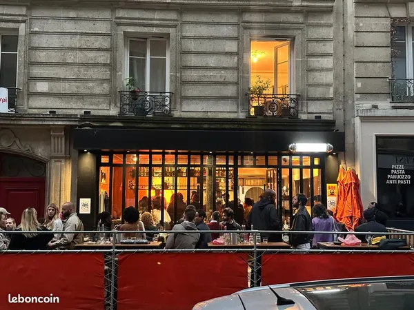 Fonds de commerce restaurant bistronomique - 75m² - Paris 18e