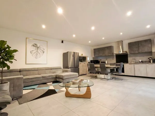 Appartement 5 pièces 38 m²