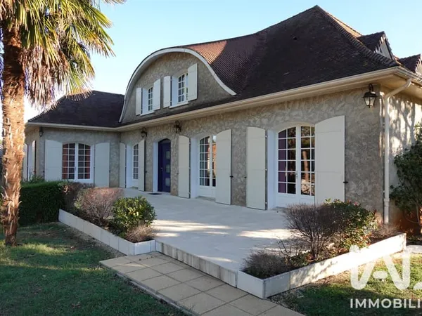 Vente Maison traditionnelle 8 pièces