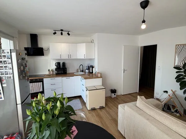 Appartement T3 55 m² - Balcon plein sud - Parking - Cave