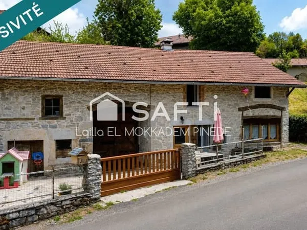 Charmante maison en pierre avec grange et fort potentiel d'aménagement
