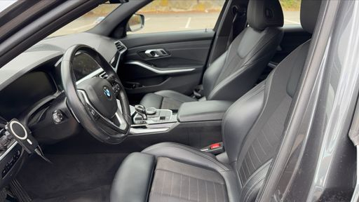 BMW Serie 3 Touring 320d 190 BVA8 - Edition Sport – 2019 – 144896 km – Diesel – Boîte Automatique — photo 22