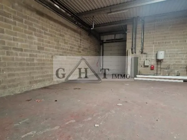 Local bureaux 350 m²