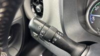 Toyota Yaris 100h France 5p — photo 26