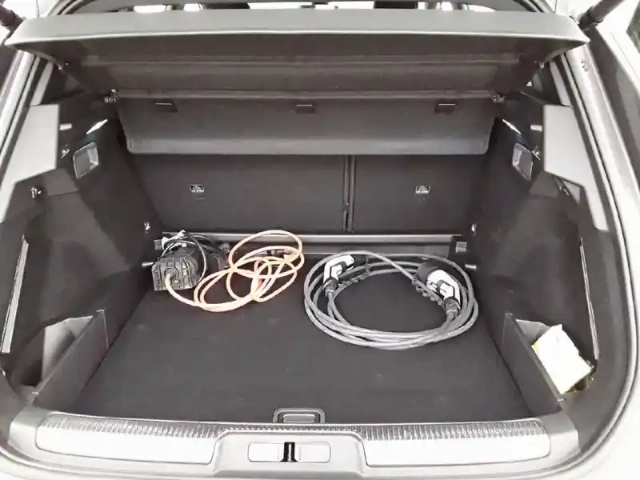 Ds Ds 7 hybride rechargeable e-tense 300 eat8 4x4 — photo 6