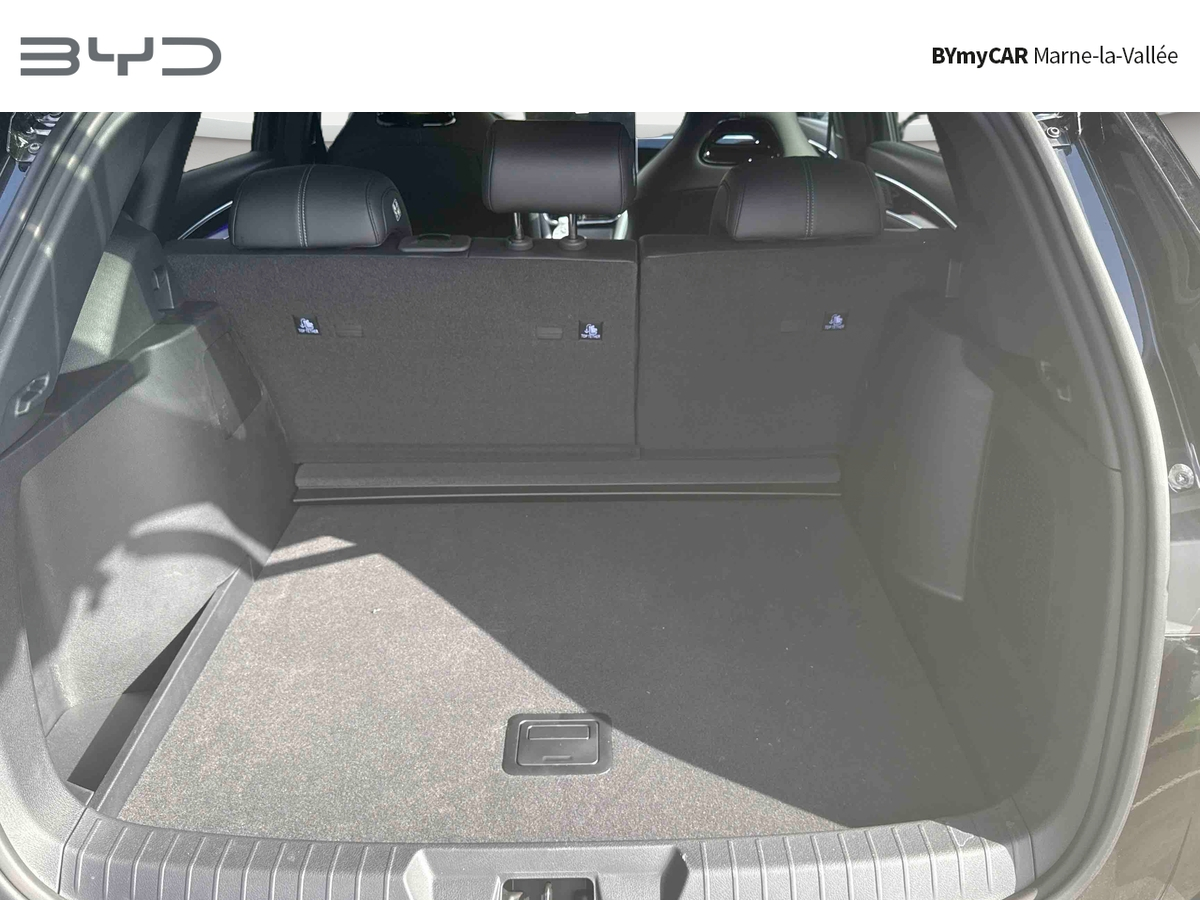 BYD Seal U 1.5l DM-i 218 ch PHEV — photo 14