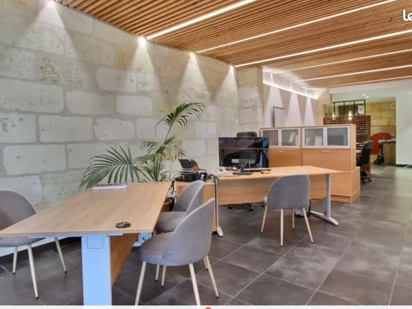 Particulier loue beau local 51m2 Bordeaux centre